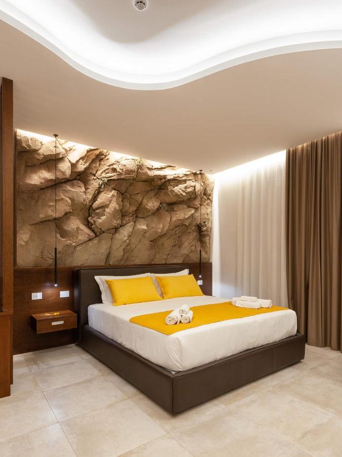 Palazzo Ferrucci Luxury Suites Кальяри Экстерьер фото