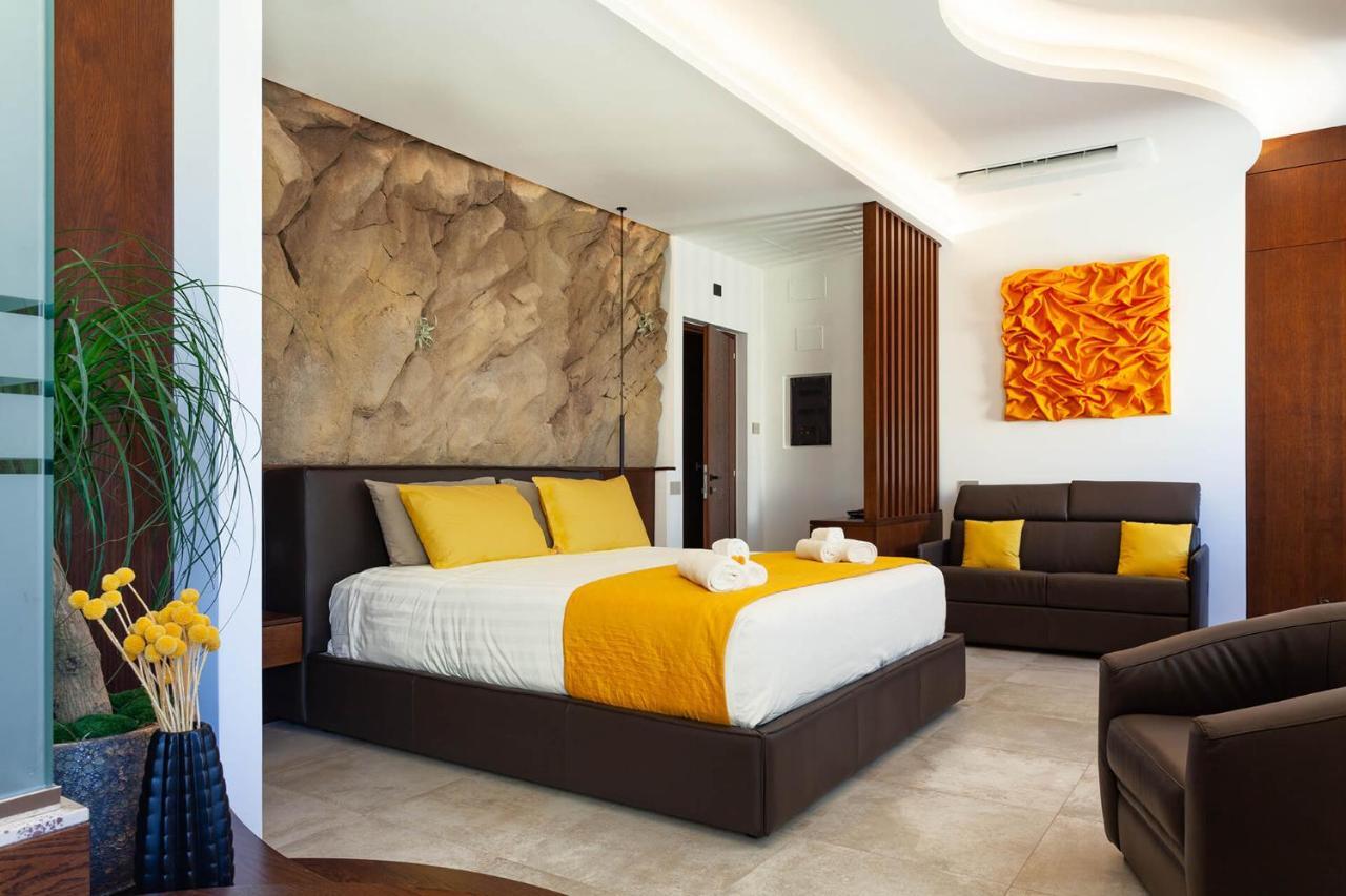 Palazzo Ferrucci Luxury Suites Кальяри Экстерьер фото